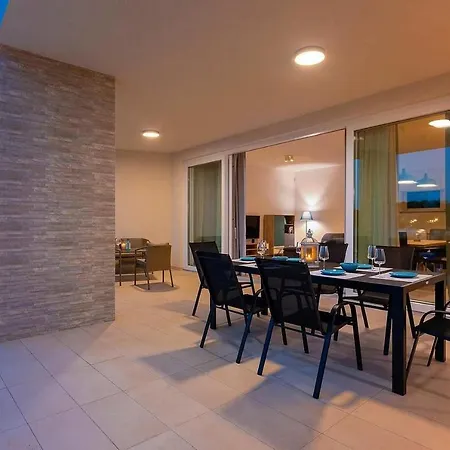 Aura Tatil Evi *