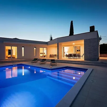 Tatil Evi Aura *