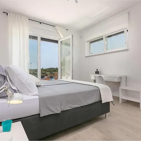 Aura Tatil Evi *